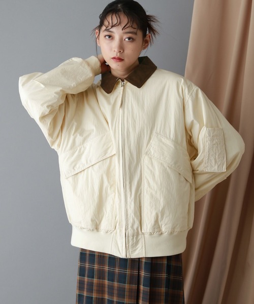 RAGEBLUE（レイジブルー）の「選べるシルエット/中綿フライトジャケット（ブルゾン・レディース・ホワイト/オリーブ/ブラック/ボルドー・LARGE/MEDIUM）」の11枚目の写真