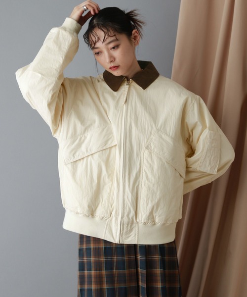 RAGEBLUE（レイジブルー）の「選べるシルエット/中綿フライトジャケット（ブルゾン・レディース・ホワイト/オリーブ/ブラック/ボルドー・LARGE/MEDIUM）」の12枚目の写真