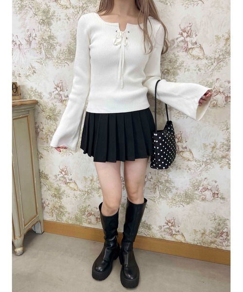 PHILLY(フィリー)の「ベルスリーブレースアップニット(ニット/セーター・レディース・ブラック/アイボリー・FREE)」の5枚目の写真