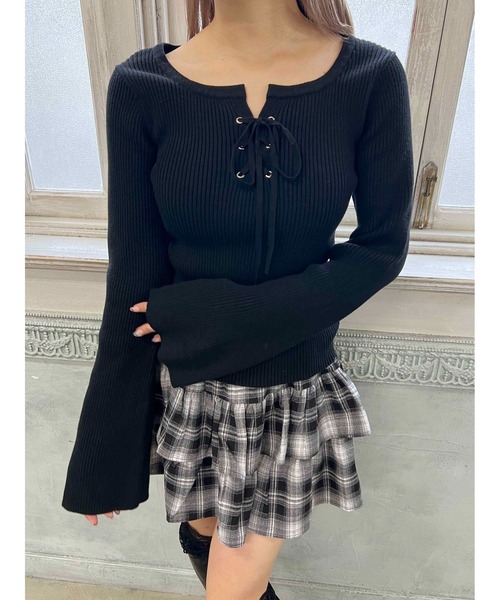 PHILLY(フィリー)の「ベルスリーブレースアップニット(ニット/セーター・レディース・ブラック/アイボリー・FREE)」の7枚目の写真