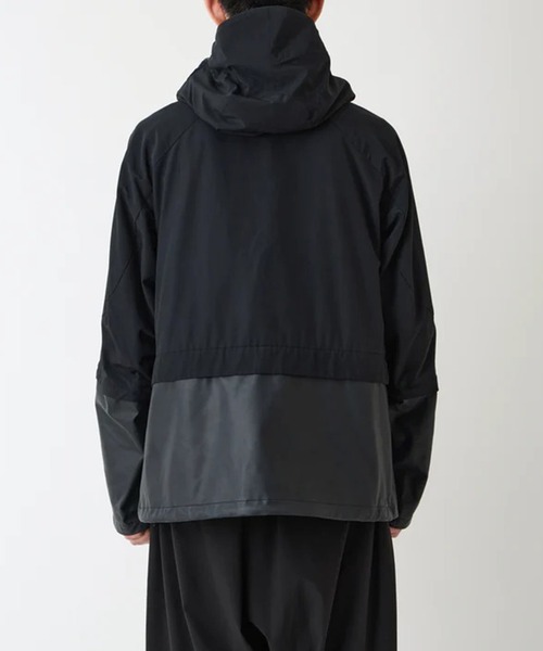 WHITE MOUNTAINEERING(ホワイトマウンテニアリング)の「【White Mountaineering/ホワイトマウンテニアリング】WINDSTOPPER ZIP OFF MOUNTAIN PARKA(テーラードジャケット・メンズ・ブラック・1/2/3)」の4枚目の写真