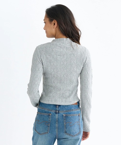 BILLABONG(ビラボン)の「BILLABONG レディース KNIT LIKE BABY FIT L セーター 【2025年秋冬モデル】 @autumn/ビラボンクロップド丈タイトボトルネックニットセーター(ニット/セーター・レディース・アイボリー/グレー/スミクロ・MEDIUM)」の11枚目の写真