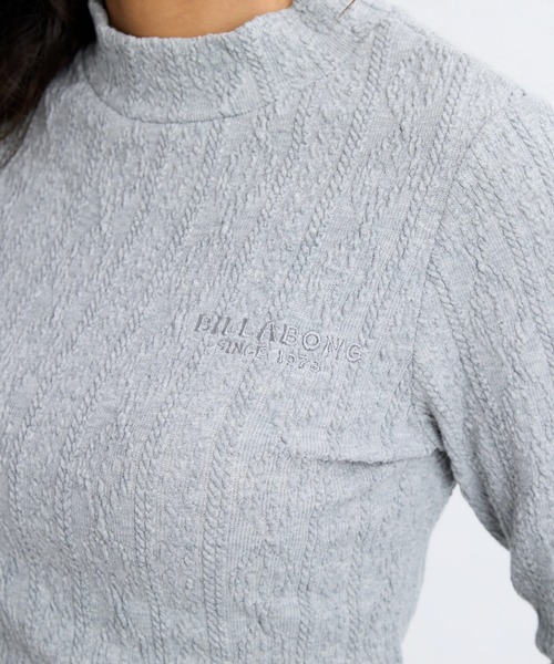 BILLABONG(ビラボン)の「BILLABONG レディース KNIT LIKE BABY FIT L セーター 【2025年秋冬モデル】 @autumn/ビラボンクロップド丈タイトボトルネックニットセーター(ニット/セーター・レディース・アイボリー/グレー/スミクロ・MEDIUM)」の12枚目の写真