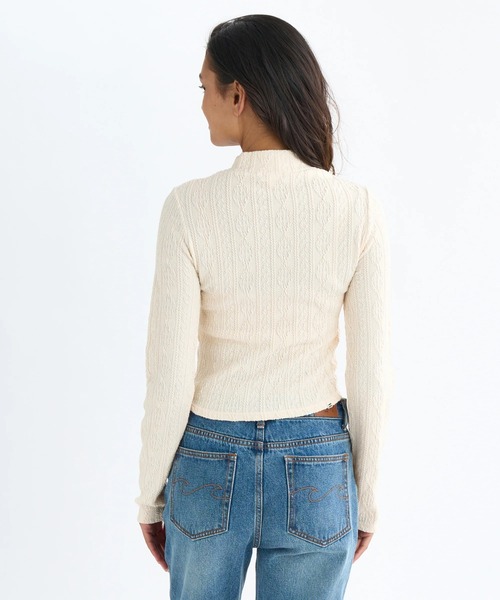 BILLABONG(ビラボン)の「BILLABONG レディース KNIT LIKE BABY FIT L セーター 【2025年秋冬モデル】 @autumn/ビラボンクロップド丈タイトボトルネックニットセーター(ニット/セーター・レディース・アイボリー/グレー/スミクロ・MEDIUM)」の4枚目の写真