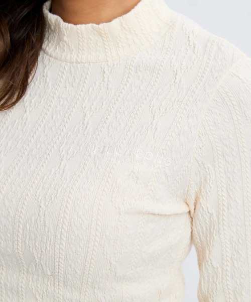 BILLABONG(ビラボン)の「BILLABONG レディース KNIT LIKE BABY FIT L セーター 【2025年秋冬モデル】 @autumn/ビラボンクロップド丈タイトボトルネックニットセーター(ニット/セーター・レディース・アイボリー/グレー/スミクロ・MEDIUM)」の5枚目の写真