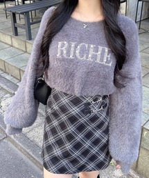 パールビジューロゴフェザーニット
