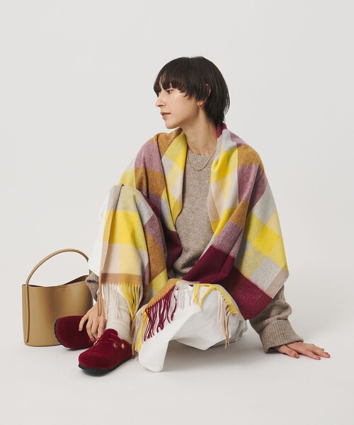 elegancese（エレガンセーゼ）の「【別注】＜elegancese＞カシミヤ チェック ストール（ストール/ショール・レディース・ケリーグリーン/イエロー/レッド・FREE）」の13枚目の写真