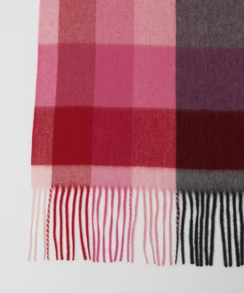 elegancese（エレガンセーゼ）の「【別注】＜elegancese＞カシミヤ チェック ストール（ストール/ショール・レディース・ケリーグリーン/イエロー/レッド・FREE）」の16枚目の写真