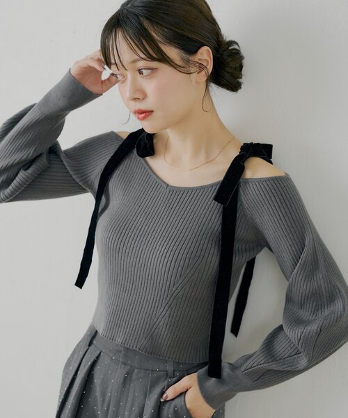 肩リボンオフショルリブニット（ニット/セーター）｜Chico（チコ）の