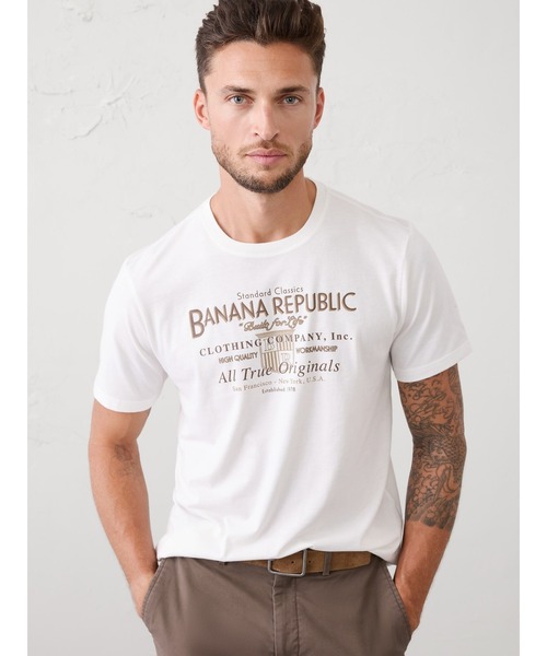 BANANA REPUBLIC FACTORY STORE(バナナリパブリック ファクトリーストア)の「◆BANANA REPUBLIC FACTORY STORE グラフィックTシャツ(Tシャツ/カットソー・メンズ・ホワイト/ライトブラウン・S/M/L/XL)」の1枚目の写真
