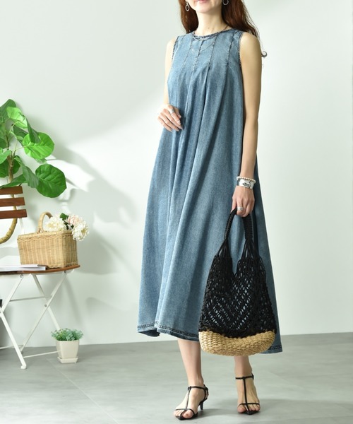 INTERPLANET（インタープラネット）の「パウダーシルクデニム風タックＺＩＰワンピース（ワンピース・レディース・サックスブルー/ブラック/インディゴブルー・FREE）」の3枚目の写真