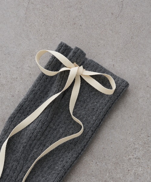 RAY CASSIN(レイカズン)の「リボン付レッグウォーマー(レッグウォーマー・レディース・アイボリー/グレー/ブラック・FREE)」の10枚目の写真