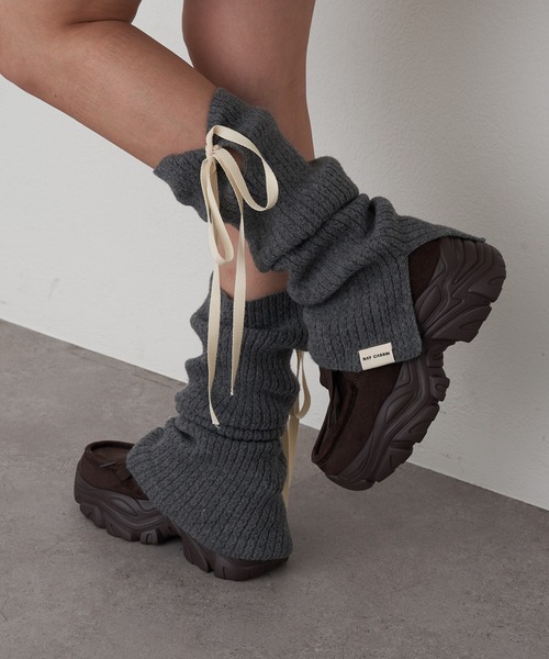 RAY CASSIN(レイカズン)の「リボン付レッグウォーマー(レッグウォーマー・レディース・アイボリー/グレー/ブラック・FREE)」の7枚目の写真