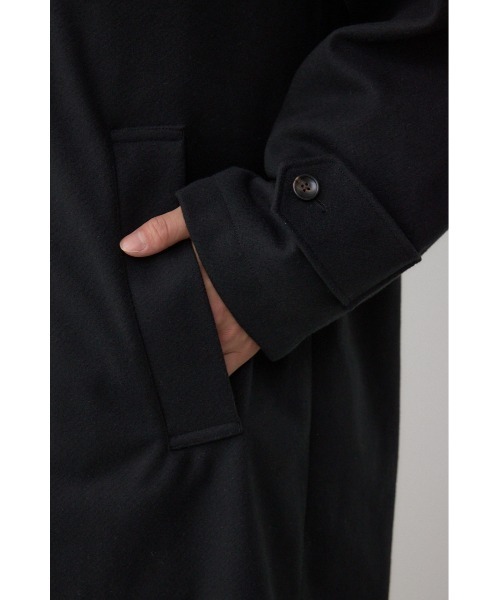 AZUL by moussy（アズールバイマウジー）の「ワイドラペルルーズチェスターコート（チェスターコート・メンズ・グレー/ブラック・MEDIUM/LARGE）」の13枚目の写真