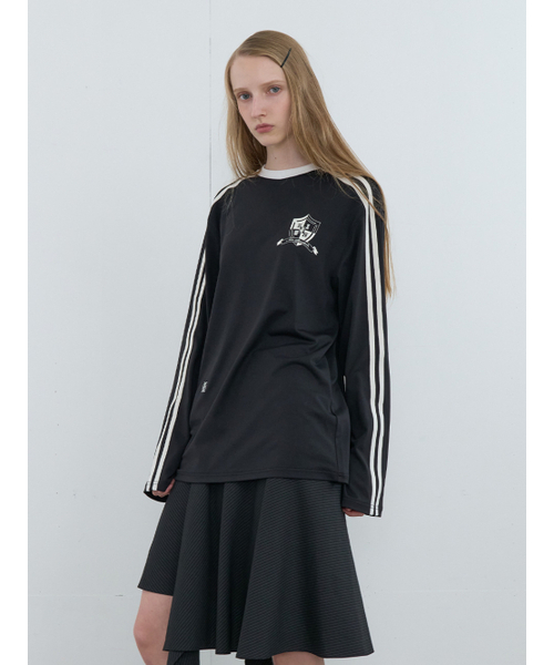 Kijun（キジュン）の「Football Long Sleeve T-Shirt UNISEX Black（Tシャツ/カットソー・レディース・その他・SMALL/MEDIUM/LARGE）」の2枚目の写真