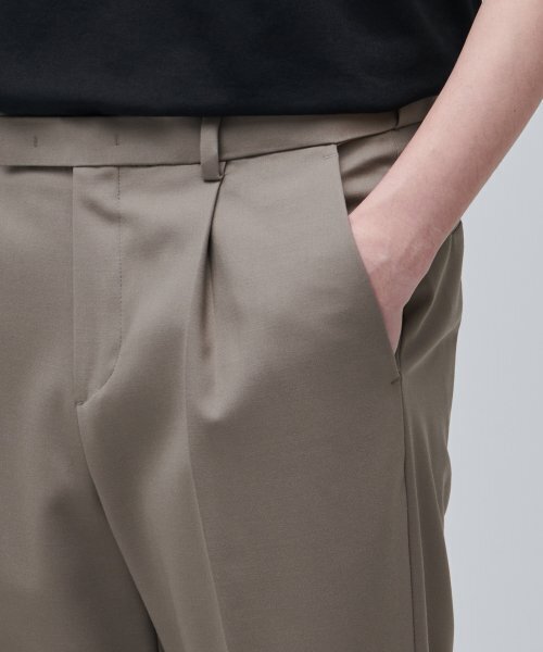 MUSINSA STANDARD（ムシンサスタンダード）の「ウールブレンドワイドヒドゥンバンディングスラックス[ダスティベージュ]（スラックス・メンズ・その他・40/38/42/26/27/28/29/36/34/32/30/31/33）」の16枚目の写真