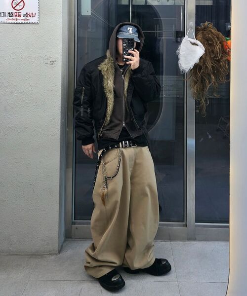 XERO（ゼロ）の「オーバーカーブドパンツ [ベージュ]（その他パンツ・メンズ・その他・LARGE/X-LARGE/MEDIUM）」の9枚目の写真