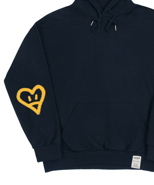 GRAVER（グレーバー）の「[ユニセックス]エルボースプレーハートスマイルフードパーカー_ネイビー（パーカー・レディース・ネイビー・SMALL/MEDIUM/LARGE/X-LARGE）」の5枚目の写真