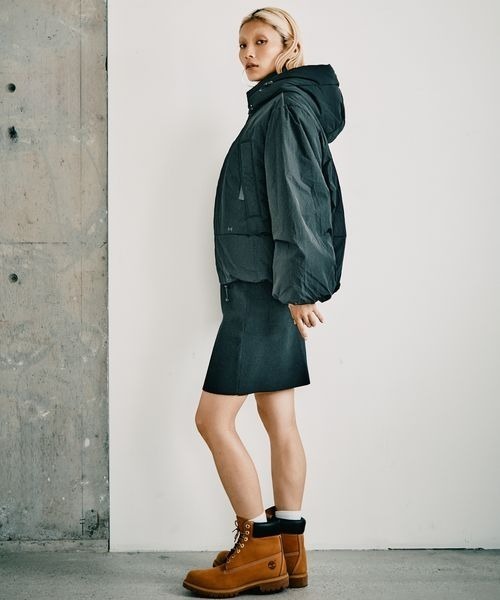 HEREIAM(ヘレイアム)の「【HEREIAM】やみつきになる肌触り/ファインタッチニットミニスカート(スカート・レディース・ブラック/ダークブラウン・FREE)」の4枚目の写真