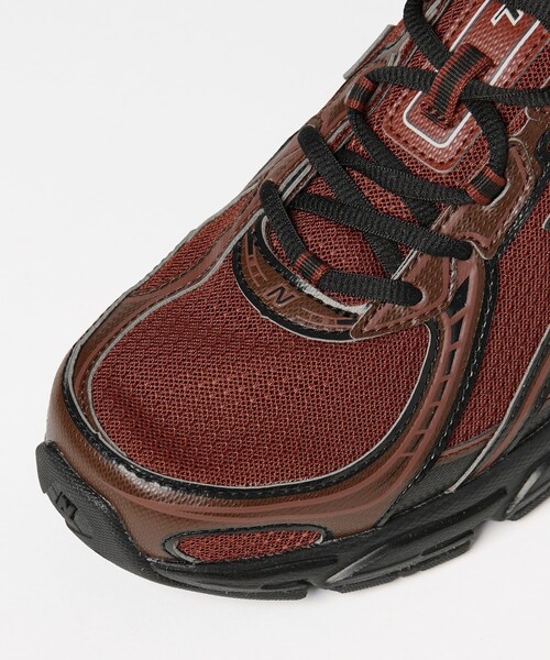 NEW BALANCE（ニューバランス）の「【国内EXCLUSIVE】＜New Balance＞U740 スニーカー / 22.5-25cm（スニーカー・レディース・ダークブラウン/ホワイト・22.5cm/25cm/24.5cm/24cm/23.5cm/23cm）」の21枚目の写真