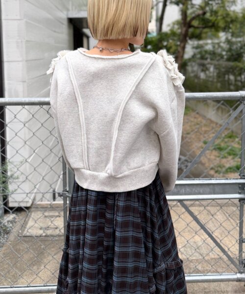 w closet（ダブルクローゼット）の「WZIPフリル起毛スウェット（パーカー・レディース・アイボリー/レッド/グレー/ネイビー・FREE）」の7枚目の写真