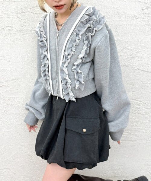 w closet（ダブルクローゼット）の「WZIPフリル起毛スウェット（パーカー・レディース・アイボリー/レッド/グレー/ネイビー・FREE）」の13枚目の写真