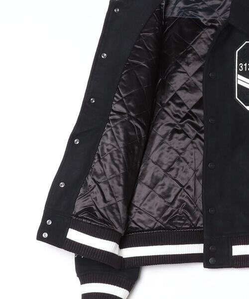 Carhartt WIP（カーハートダブリューアイピー）の「WORLD CLASS VARSITY（スタジャン・メンズ・ブラック・SMALL/MEDIUM/LARGE/X-LARGE）」の4枚目の写真