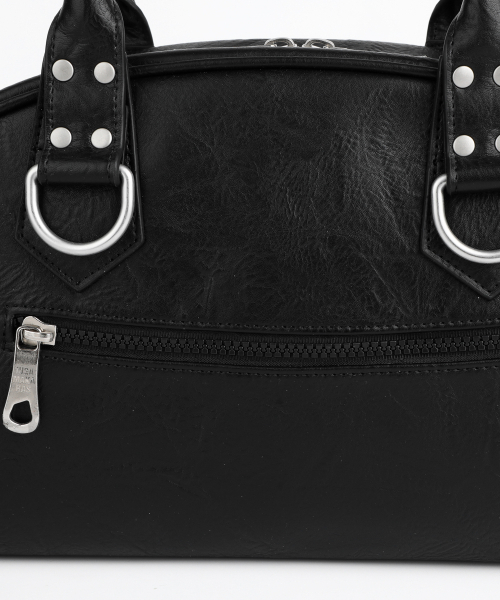 IUGAMAKARAS（イウガマカラス）の「Studded Leather Bowling Bag (Black)（ショルダーバッグ・レディース・その他・FREE）」の14枚目の写真