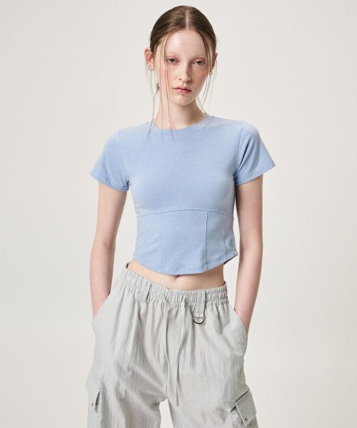 ETMON(エトモン)の「Back Slit Hook Detail T-Shirt, Sky Blue(Tシャツ/カットソー・レディース・その他・FREE)」の4枚目の写真