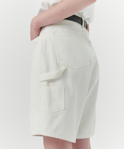 LEVAR（レバー）の「Carpenter Half Denim - Off White（その他パンツ・レディース・その他・MEDIUM/SMALL/LARGE）」の2枚目の写真