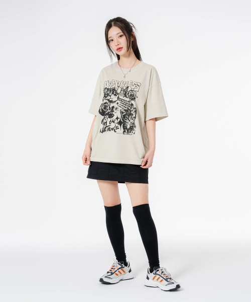 MOZMOZ(モズモズ)の「ハッピーキャット オーバーサイズ ピグメント 半袖Tシャツ ベージュ(Tシャツ/カットソー・レディース・その他・XXL/M/XL)」の3枚目の写真