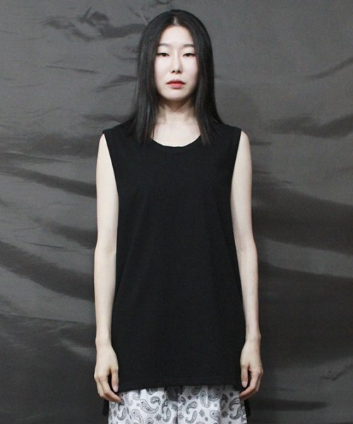 DEMARC(ドゥマーク)の「無地レイヤードスリットロングスリーブレスブラック(Tシャツ/カットソー・レディース・その他・MEDIUM/LARGE)」の2枚目の写真
