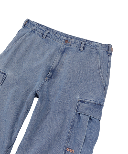 SUNDAY FRUIT MARKET（サンデーフルーツマーケット）の「SUN DENIM CARGO PANT O.C（デニムパンツ・メンズ・その他・SMALL/MEDIUM/LARGE）」の3枚目の写真