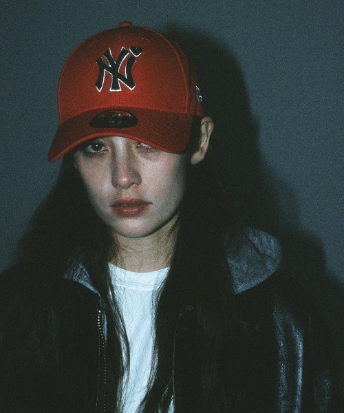 【新品・未開封】BASICKS × NEW ERA 9FORTY 赤 BASICKS/ベーシックス】 Newera Yankees Cap RED/ニューエラヤンキース