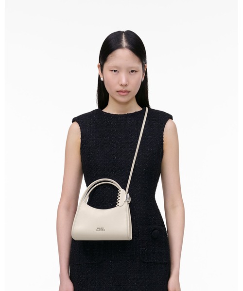 MARC JACOBS（マークジェイコブス）の「THE GLAM CLAW CLIP CROSSBODY/ザ グラム クロー クリップ クロスボディ バッグ（ショルダーバッグ・レディース・グリーン系その他/ホワイト×シルバー/ブラック・ONE SIZE）」の19枚目の写真