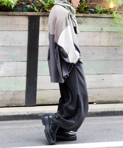 OSMOSIS(オズモーシス)の「ストライプ切替パンツ(その他パンツ・レディース・グレー/ブラック・ONE SIZE)」の22枚目の写真