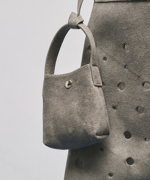 selle glant(セレグランテ)の「SUEDE LIKE DESIGN SHOULDER BAG/スエードライクデザインショルダーバッグ(ショルダーバッグ・メンズ・ブラック/グレー/キャメル/ダークブラウン・FREE)」の18枚目の写真