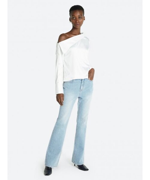 HAVELESS（ハブレス）の「GEMMA BOOTS CUT JEANS LIGHT BLUE（デニムパンツ・レディース・その他・SMALL/MEDIUM/LARGE）」の2枚目の写真
