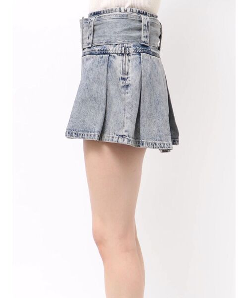GYDA(ジェイダ)の「ハイウエストWIDE BELTプリーツデニムスカートライクショートパンツ(デニムスカート・レディース・ライトブルー/インディゴブルー/その他1・SMALL/MEDIUM)」の5枚目の写真