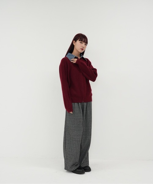 Uenui(ウニュイ)の「【 cunii 】ジップ ニット カーディガン 韓国 ガーリー 長袖 体型カバー シンプル カジュアル 秋冬(カーディガン/ボレロ・レディース・レッド/ネイビー/グレー・FREE)」の16枚目の写真