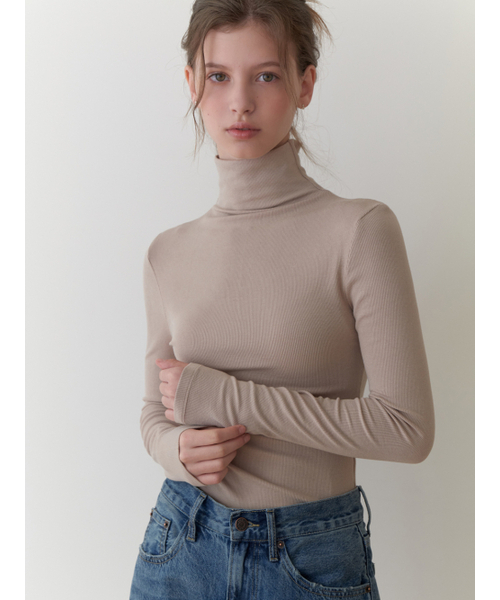 RE_L(リエル)の「Of turtleneck t-shirt (mocha)(Tシャツ/カットソー・レディース・その他・FREE)」の2枚目の写真