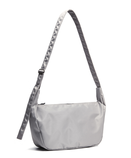 BUTDEEP(バッドディープ)の「005 SAG MESSENGER BAG0-GRAY(メッセンジャーバッグ・レディース・その他・FREE)」の1枚目の写真