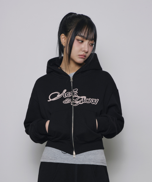 SLEEKGLOW（スリック グロウ）の「ツーウェイバルーンクロップフードジップアップ[ブラック]（パーカー・レディース・その他・FREE）」の2枚目の写真