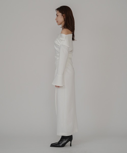KINO THE KEI(キノザケイ)の「2WAY オフショルダー フレアカフス プルオーバー ( セットアップ可 ) KINO THE KEI(Tシャツ/カットソー・レディース・ブラウン/ホワイト/ベージュ・フリー)」の16枚目の写真