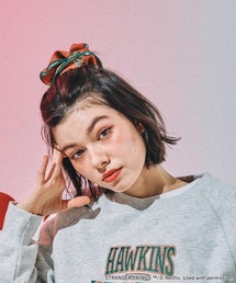 【STRANGER THINGS】コラボカラビナ付きシュシュ