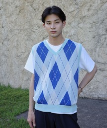 skoool（スクール）の「アーガイル柄 サマーニットベスト／ロゴ刺繍デザイン × 軽量ニット（ベスト）」