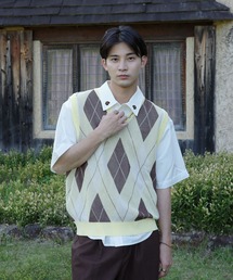 skoool（スクール）の「アーガイル柄 サマーニットベスト／ロゴ刺繍デザイン × 軽量ニット（ベスト）」