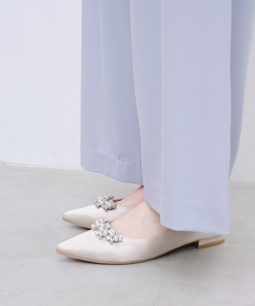 Launa lea(ラウナレア)の「【26春夏新作】パールビジューフラットパンプス(0618)(パンプス・レディース・ブラック系その他/ライトグレー/ブルー系その他/ピンクベージュ・24.0cm/24.5cm/25.0cm/25.5cm/22.0cm/22.5cm/23.0cm/23.5cm)」の6枚目の写真