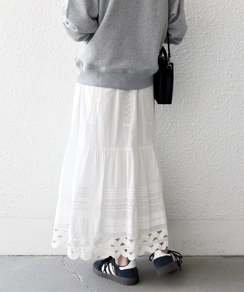 SHIPS any（シップス エニィ）の「SHIPS any:〈洗濯機可能〉キャンブリック レース ギャザー ボリューム スカート（スカート・レディース・ブラック/ホワイト/ライトブルー・ONE SIZE）」の8枚目の写真