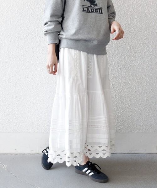 SHIPS any（シップス エニィ）の「SHIPS any:〈洗濯機可能〉キャンブリック レース ギャザー ボリューム スカート（スカート・レディース・ブラック/ホワイト/ライトブルー・ONE SIZE）」の10枚目の写真